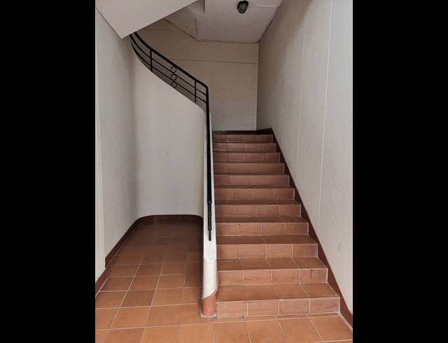 1 BEDROOM APARTMENT FOR SALE IN EMMARENTIA